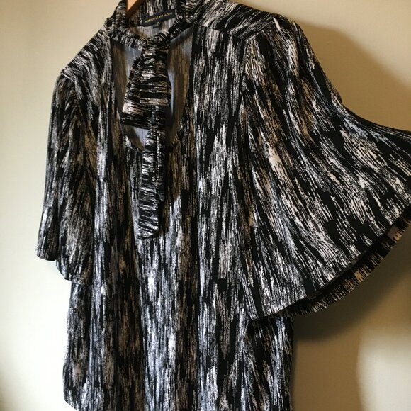 Scratchpad Gothic Mockneck and Bow Full Sleeve Blouse - Picture 6 of 16